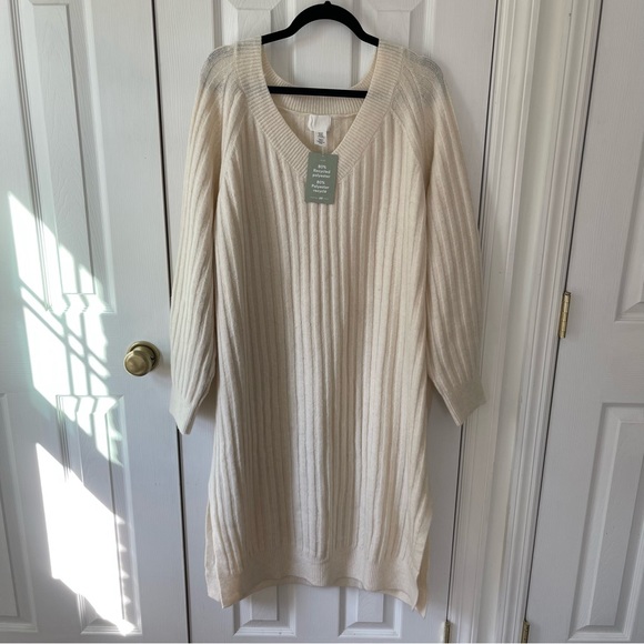 NWT H&M V-Neck Sweater Rib Knit Midi Dress - Picture 6 of 11